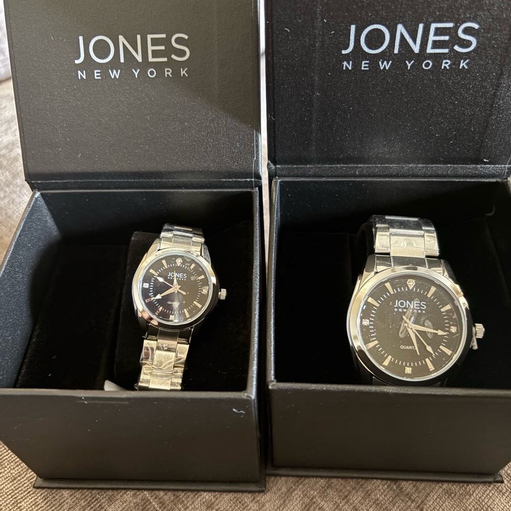 Jones New York Men's Black and Silver Watch Duo